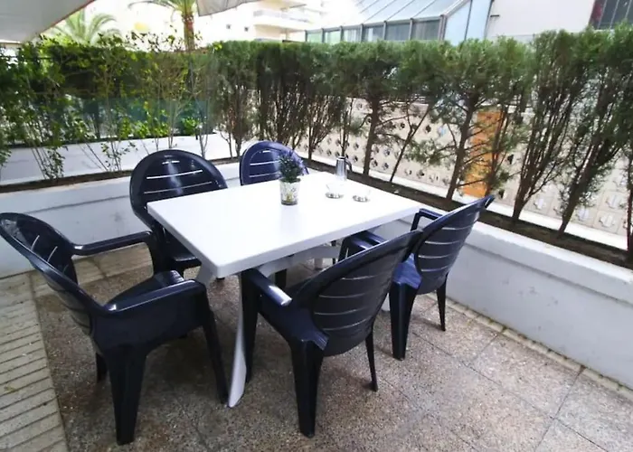 דירה White 100m Playa, Wifi, Pool 6pax סאלו